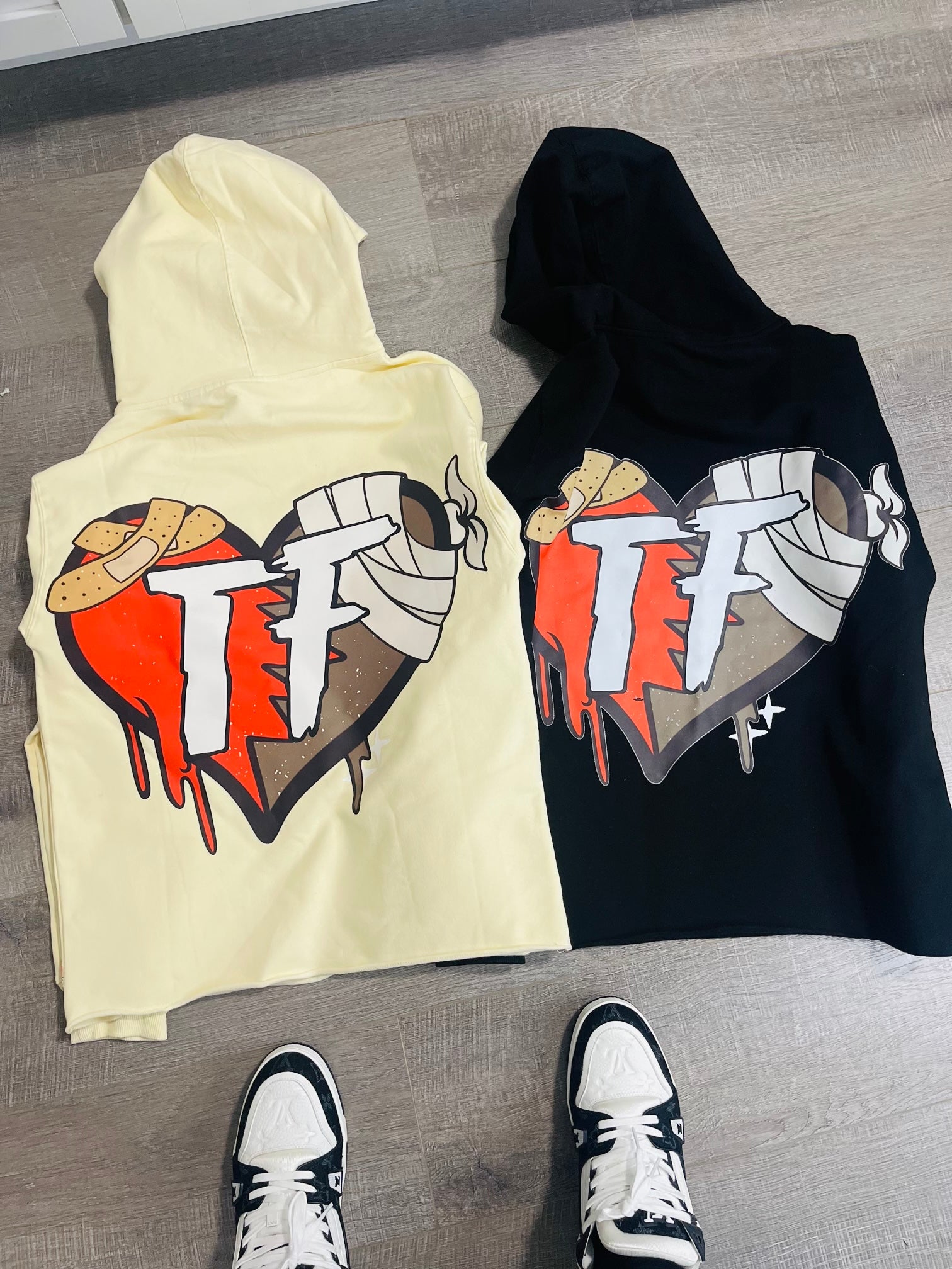 Tuff love Pull over hoodie